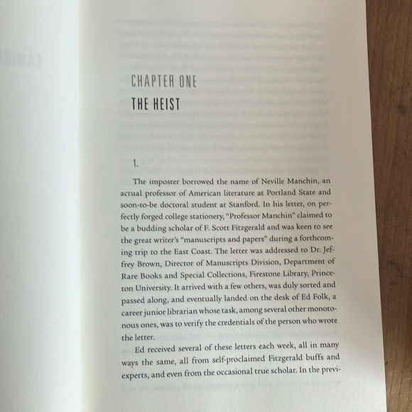 John Grisham 'Camino Island' Hardcover Book - Picture 5 of 10